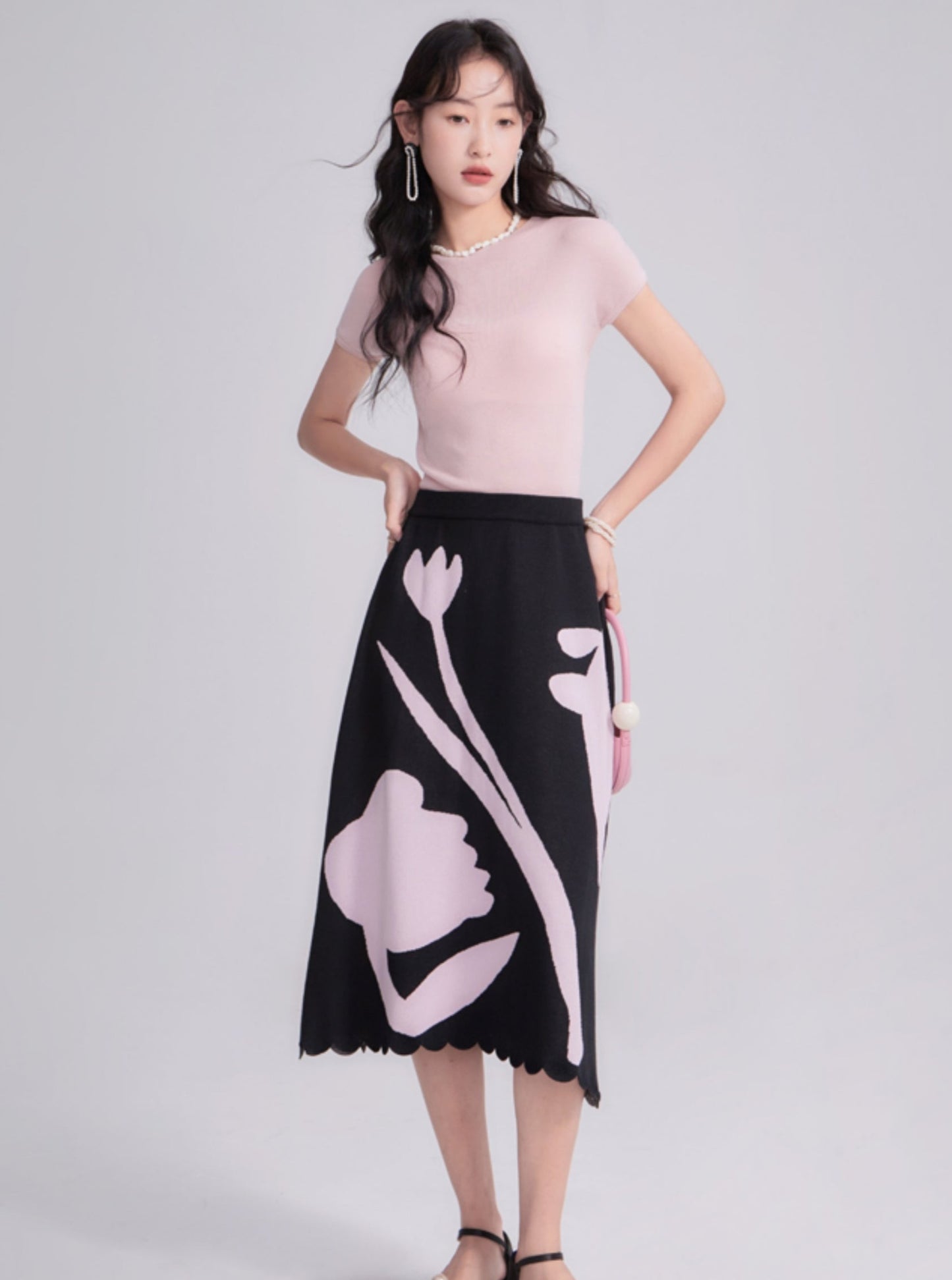 Pinky Tulip Short Sleeve Knit T-Shirt Skirt Set