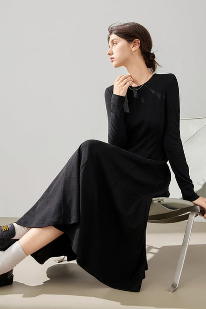 Round Neck Knitted Long Sleeve Dress