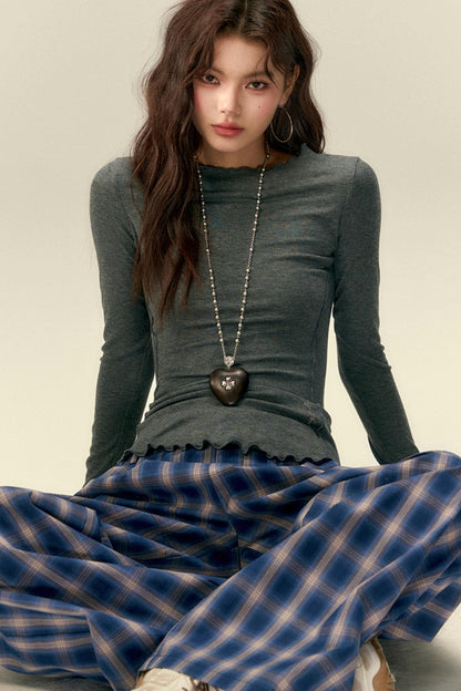 Versatile Wave-Edge Layered Base Top Set-Up