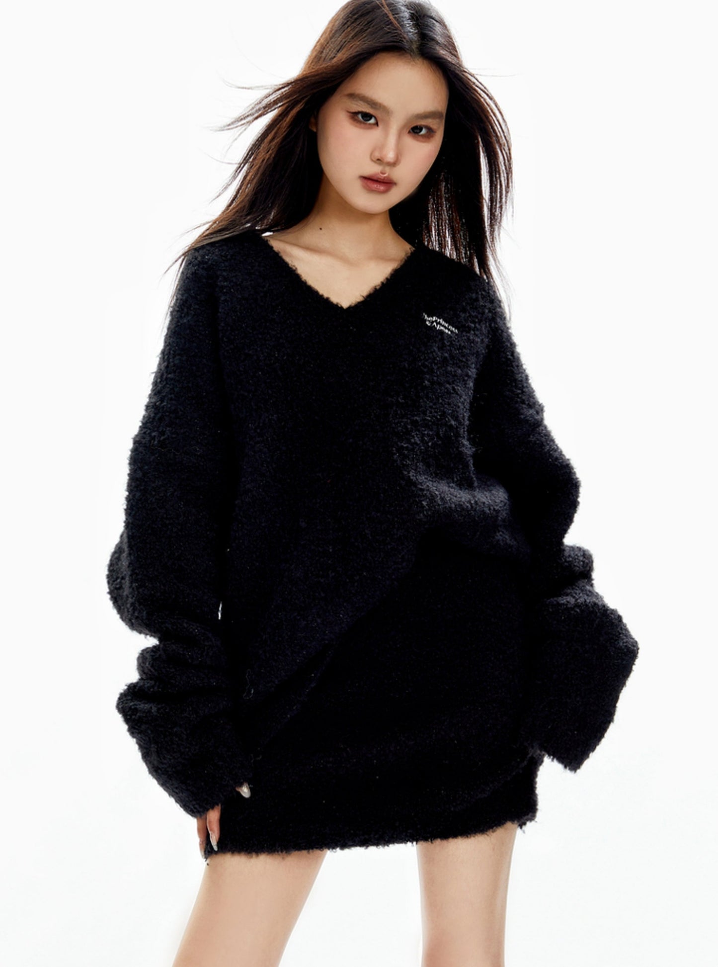 Thickened V-Neck Sweater And Slim Skirt Set