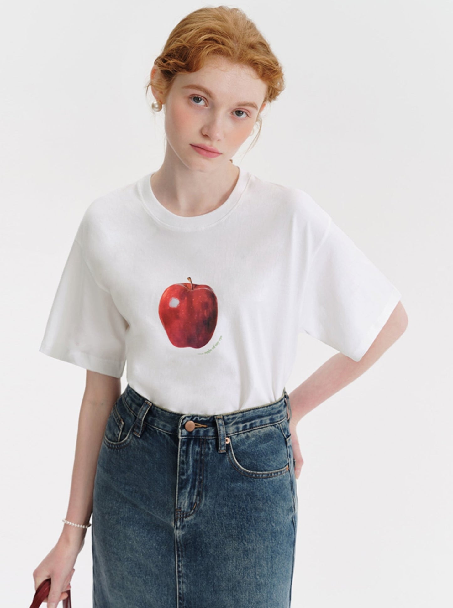 Apple Monogram Print Short Sleeve T-Shirt