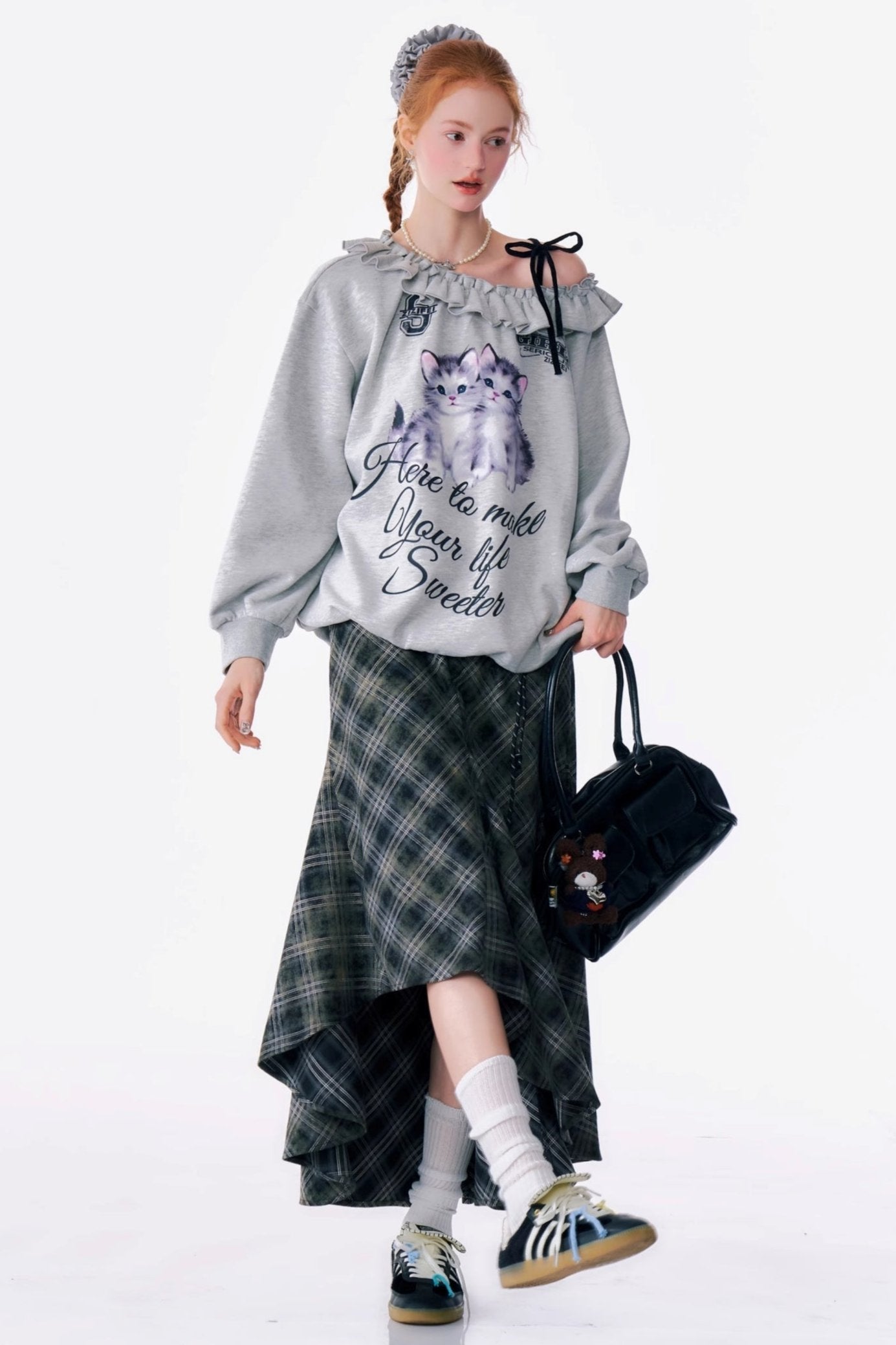 Retro Slanted Shoulder Cat Print Sweatshirt