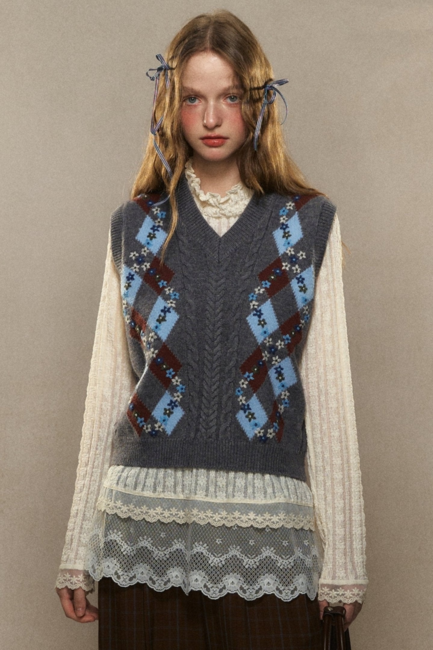 Varsity V-Neck Sleevels Knitted Vest