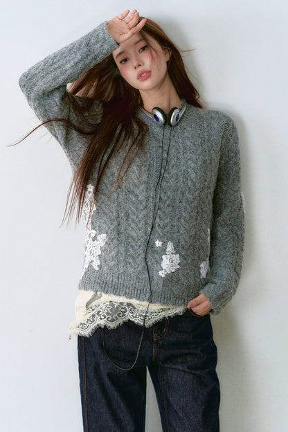 Lace Panel Padded Pullover Sweater