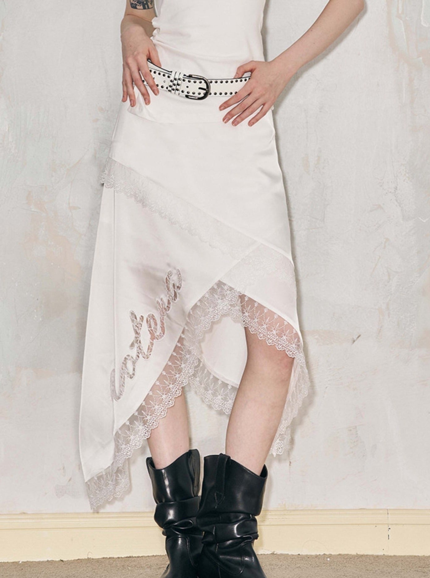 Versatile Lace Panel Skirt