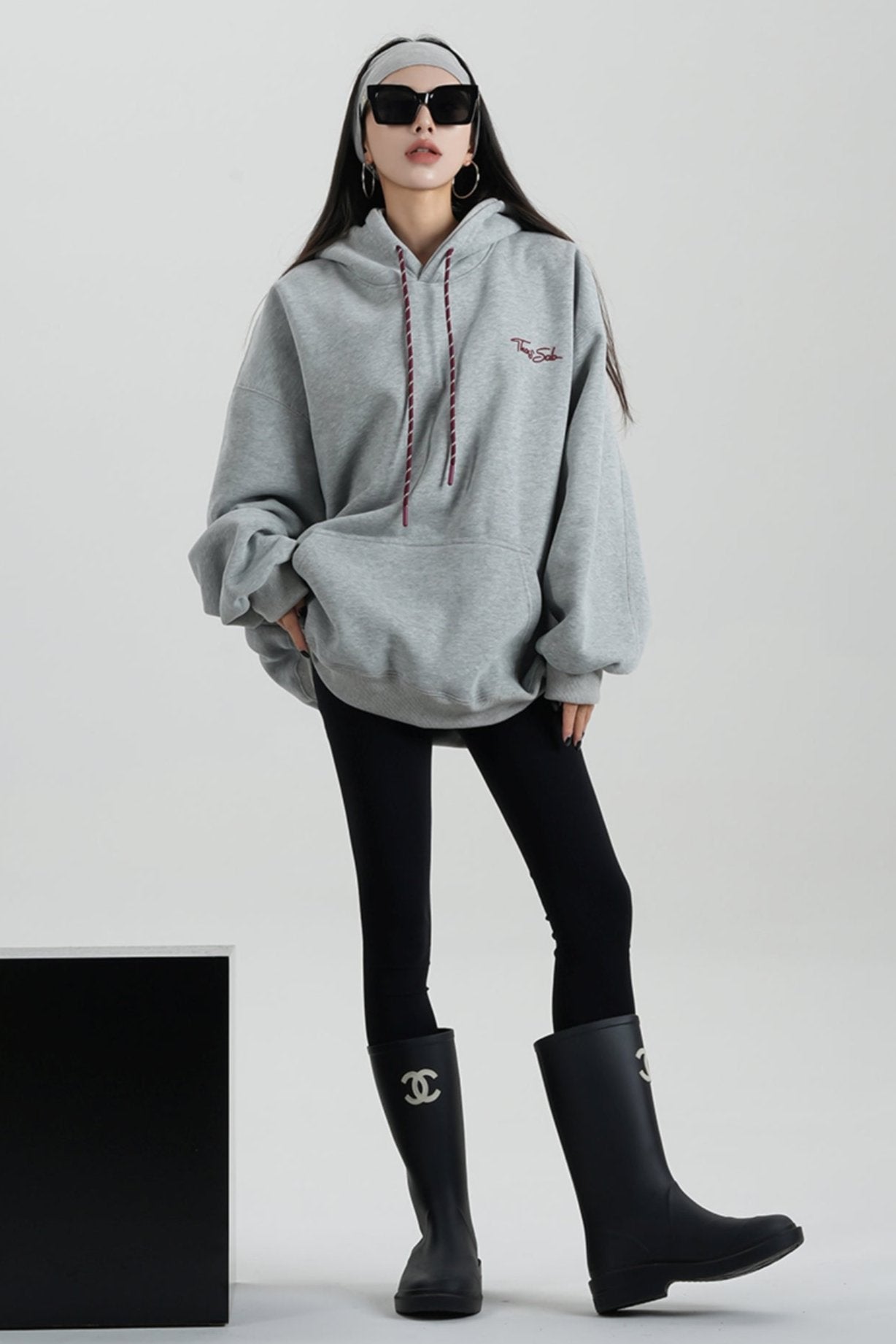 Hooded Mid-LENGTH FLEECE SWEATSHIRT