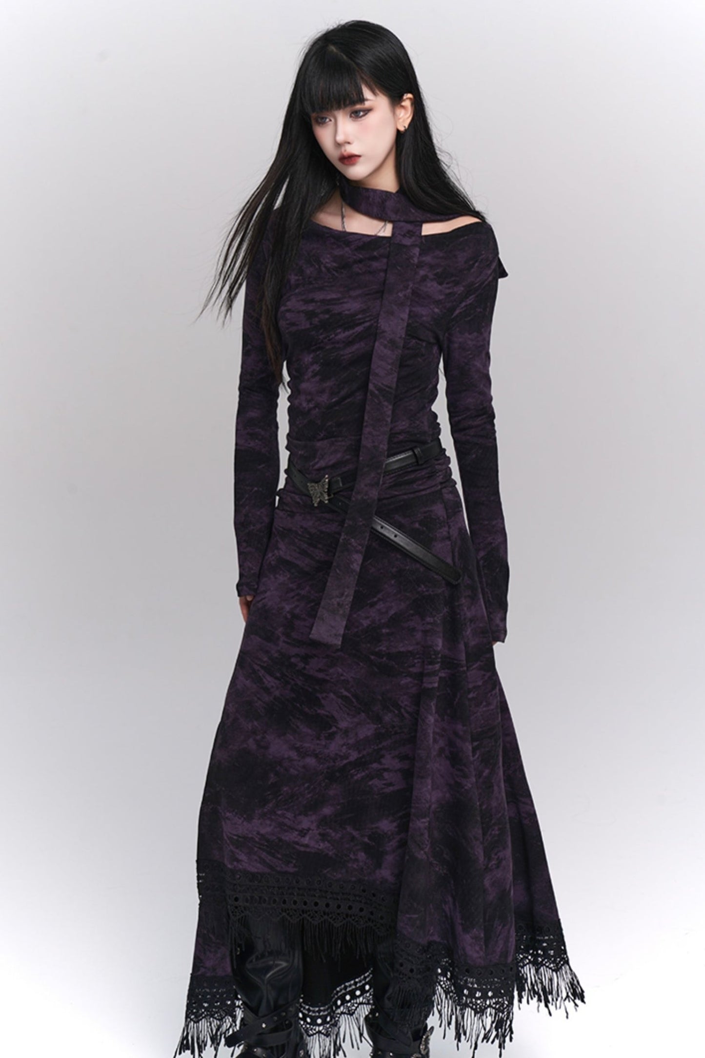 The ghost girl enters the autumn purple dress, which is niche and does not collide with the wasteland style, and the cold and unique skirt is unique