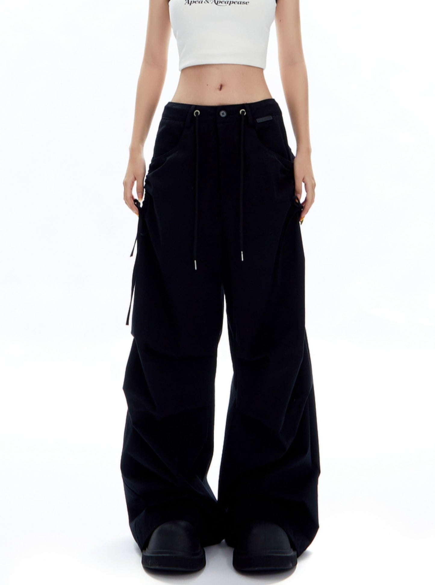 Urbancore Wide-Leg Cargo Pants