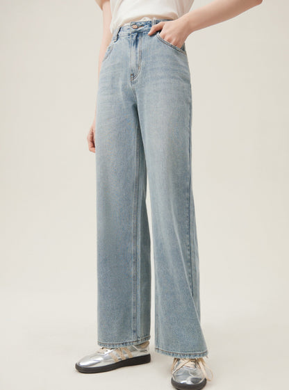 Spring Distressed Straight Jeans