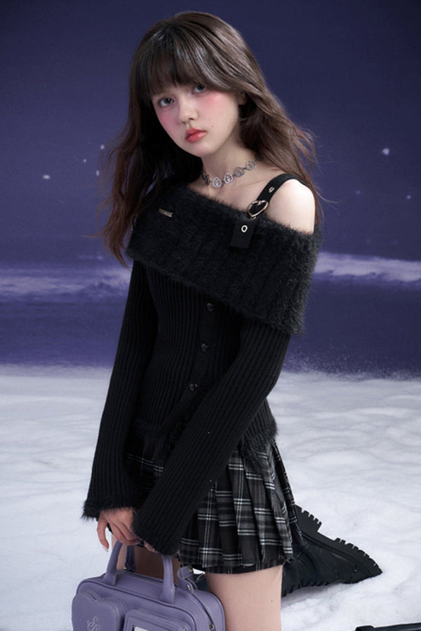 스피릿 블랙 비스듬한 어깨 니트 탑 