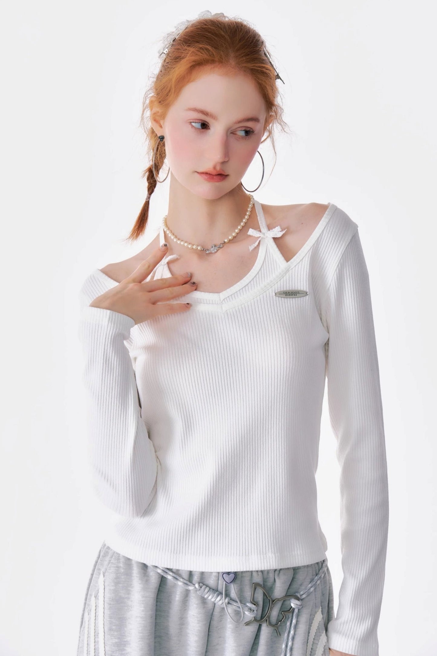 BOW HALTERNECK KNITTED LONG SLEEVE TOP