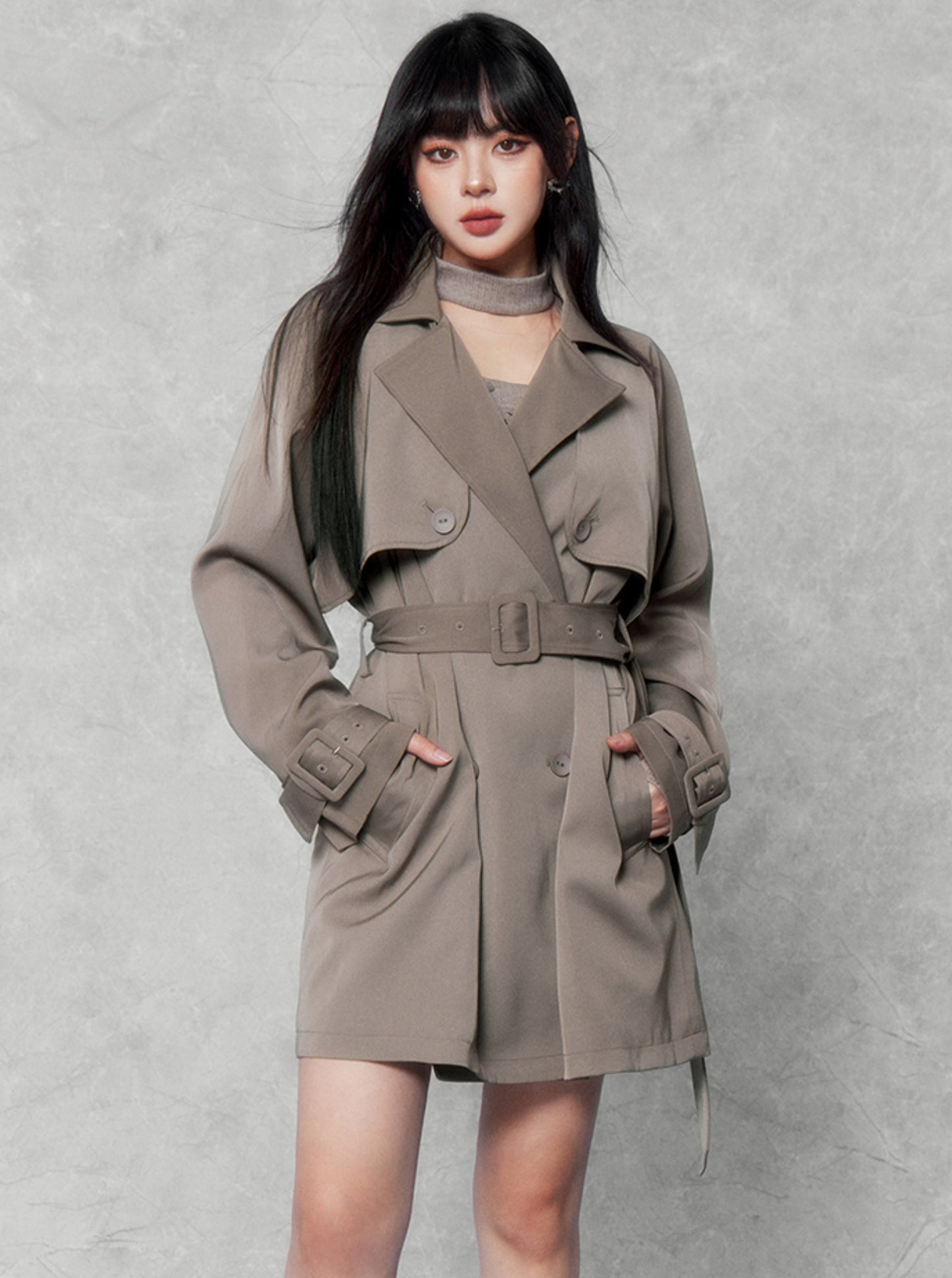 Light Silhouette Short Trench Coat