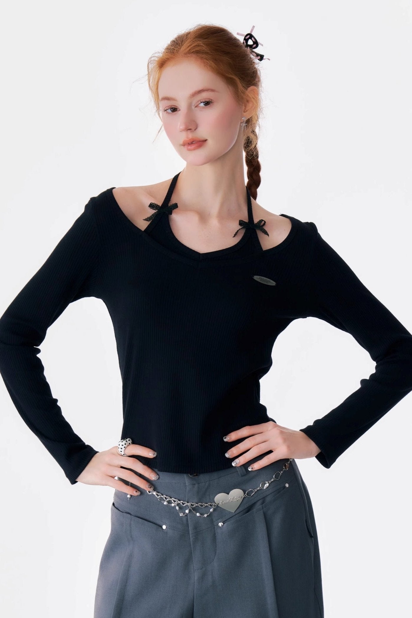 BOW HALTERNECK KNITTED LONG SLEEVE TOP