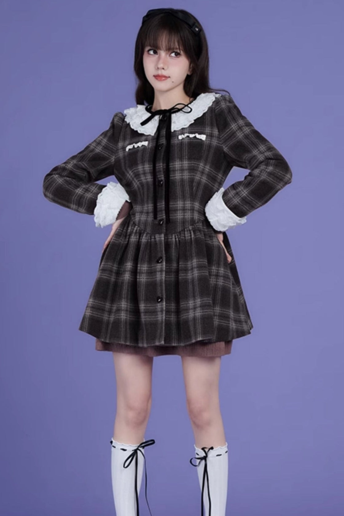 Robe à manches longues en tweed à col en dentelle parfumée