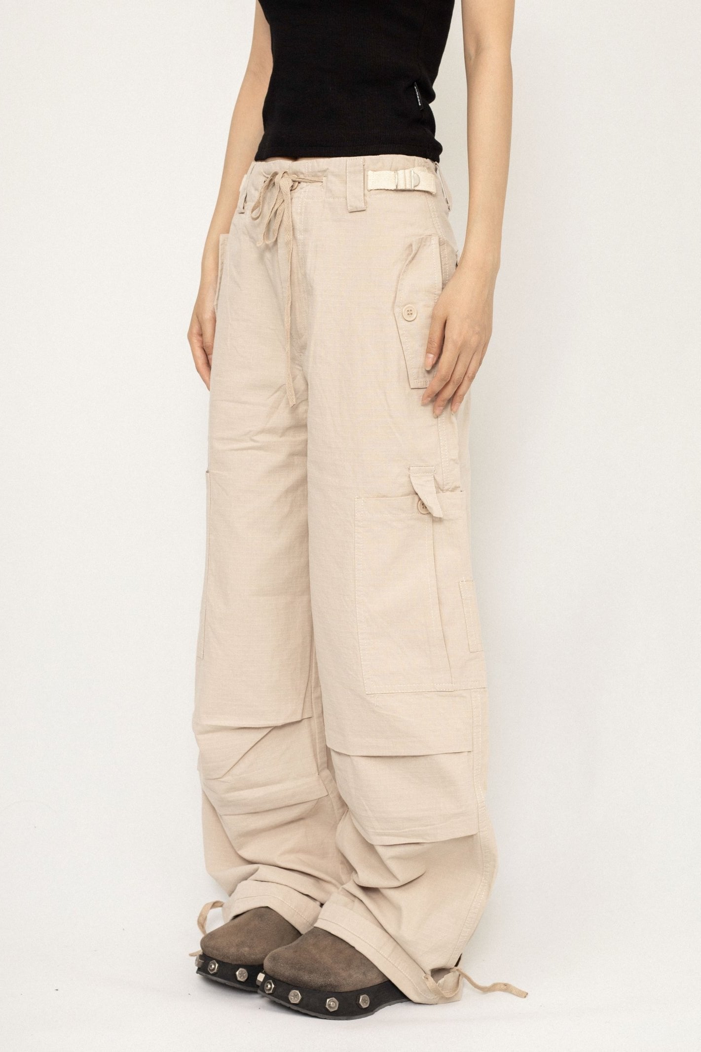 American Retro Wide-Leg Cargo Pants