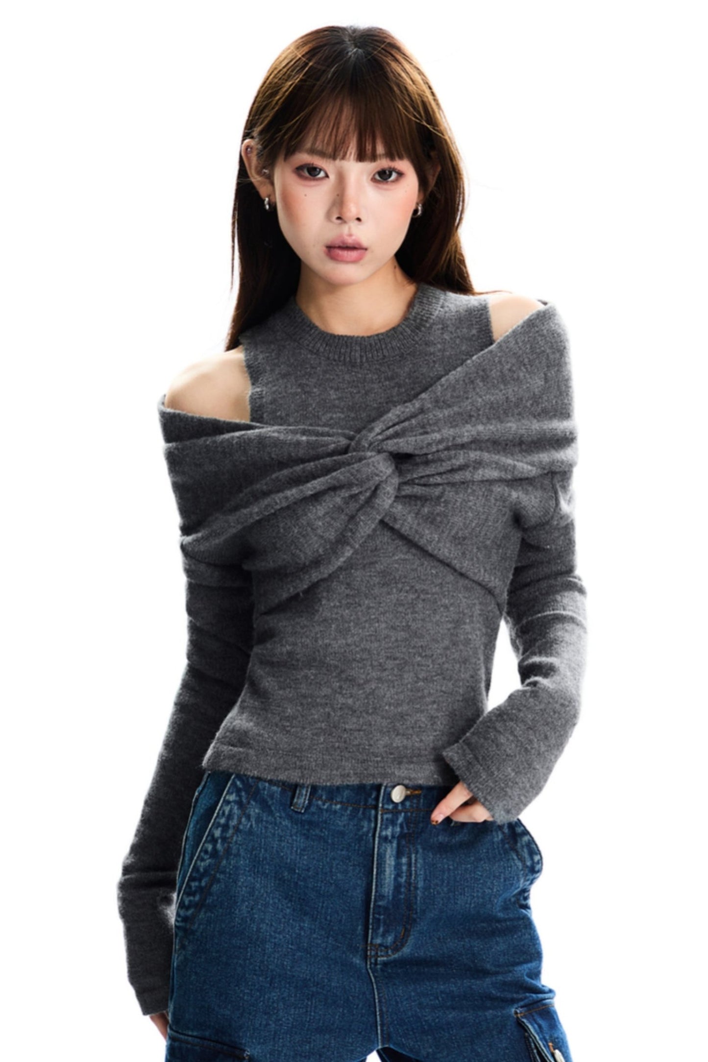 [New on September 19] APEA winter design twisted turtleneck halterneck knit two-piece top