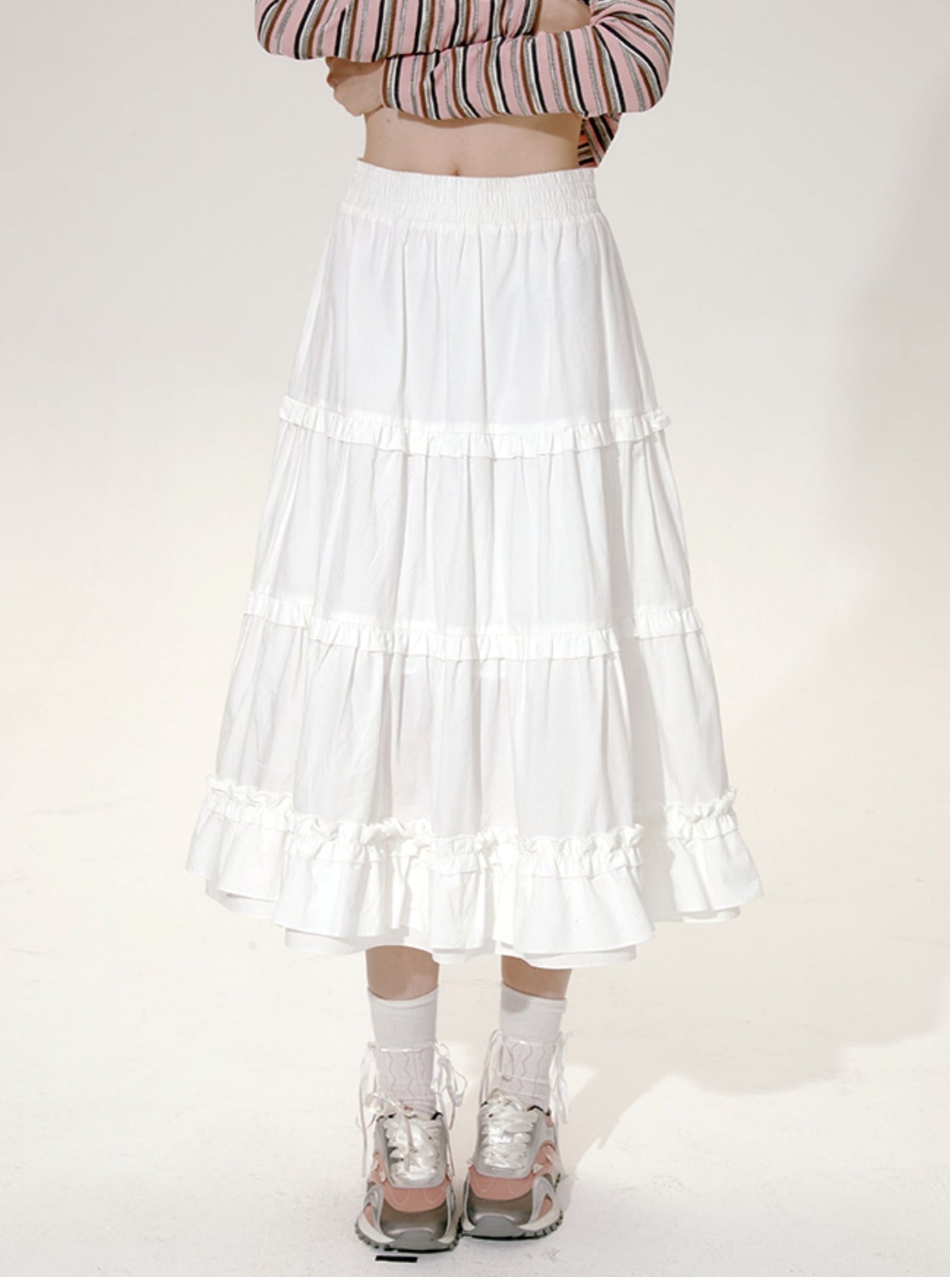 White Lace Design Cake Skirt