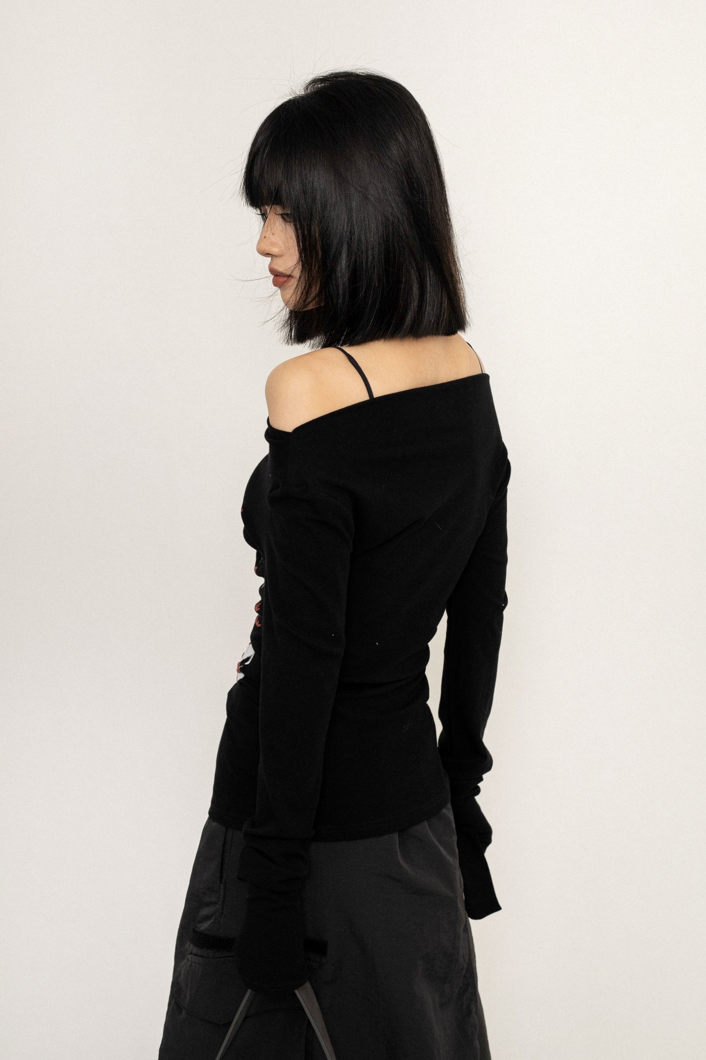 Retro One-Shoulder Slim Top