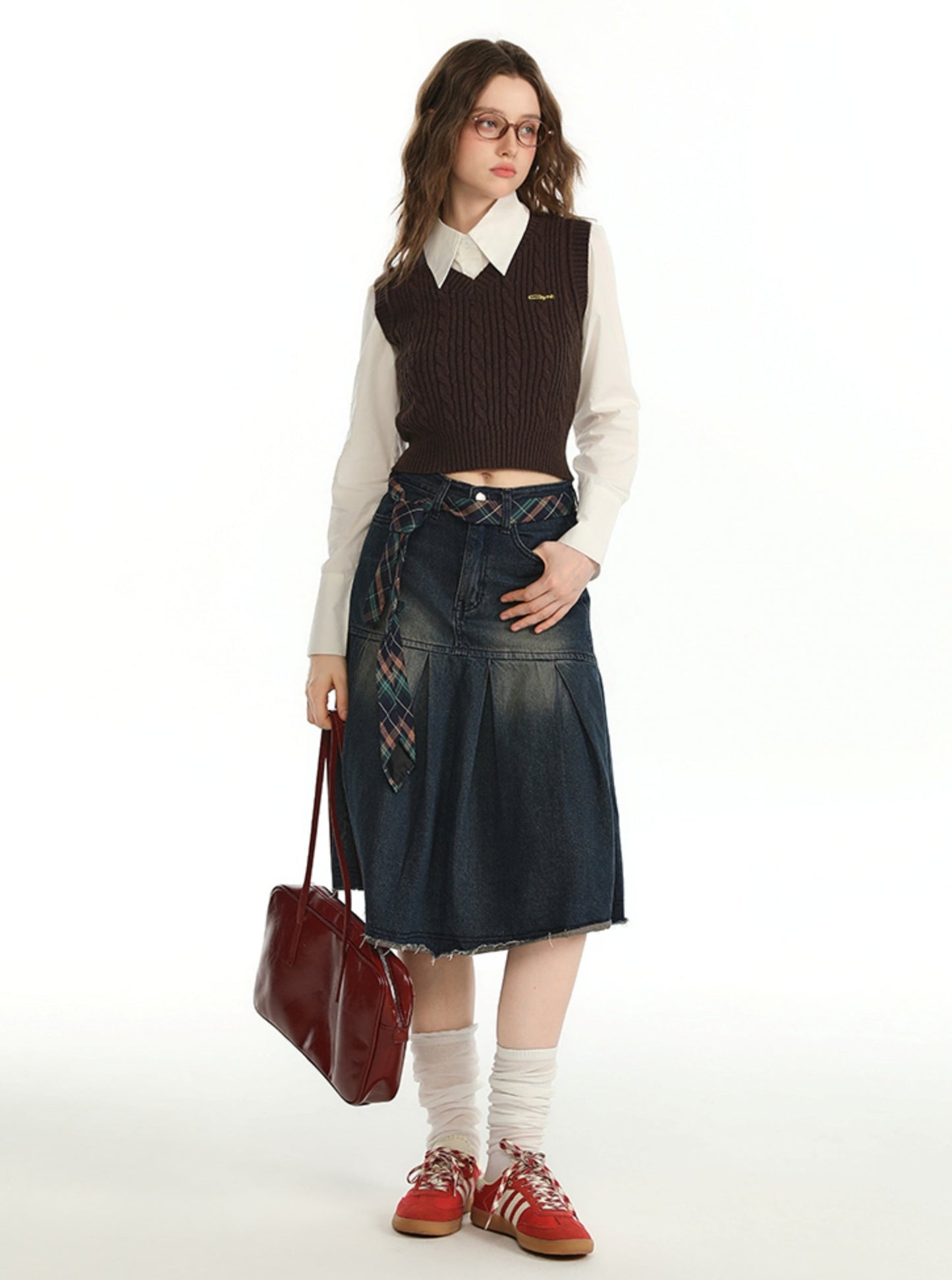 Shirt With Vintage Sweater Vest And Skirt Set-Up