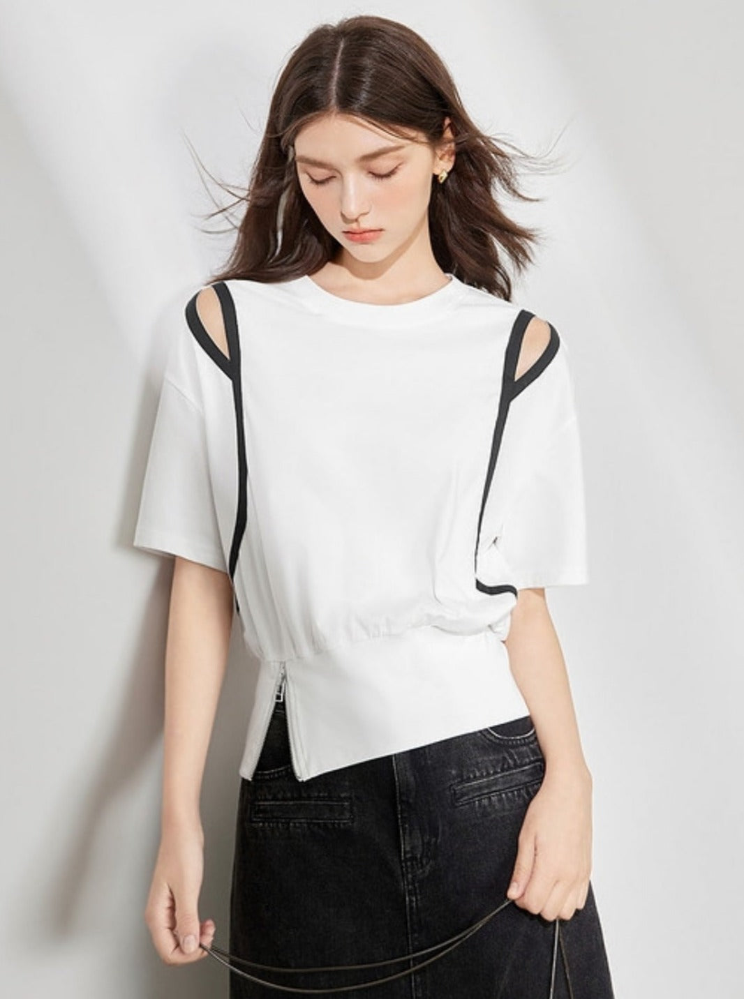 White Off Slit Short Sleeve T-Shirt