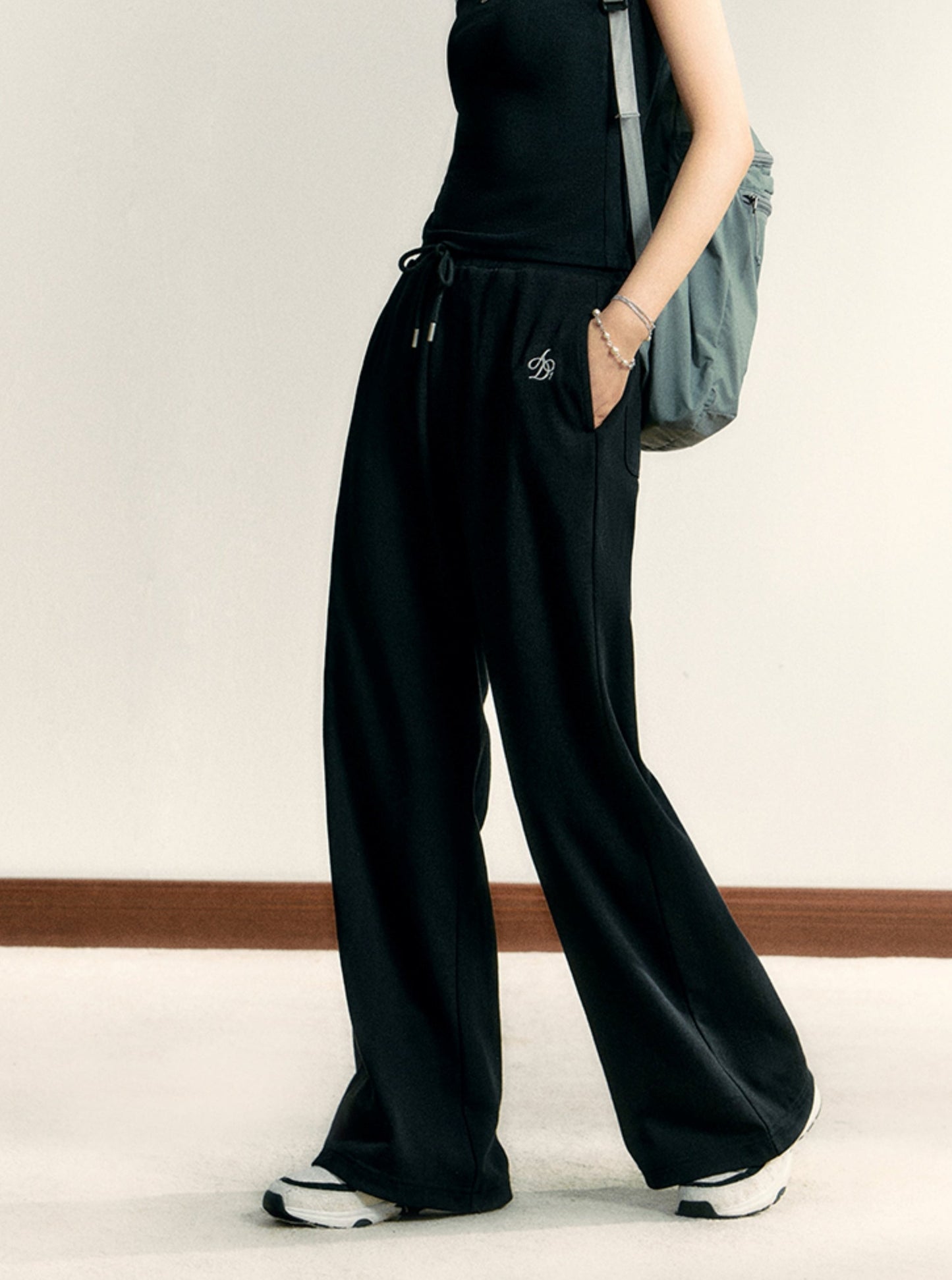 Elasticated High-Rise Sports Trousers