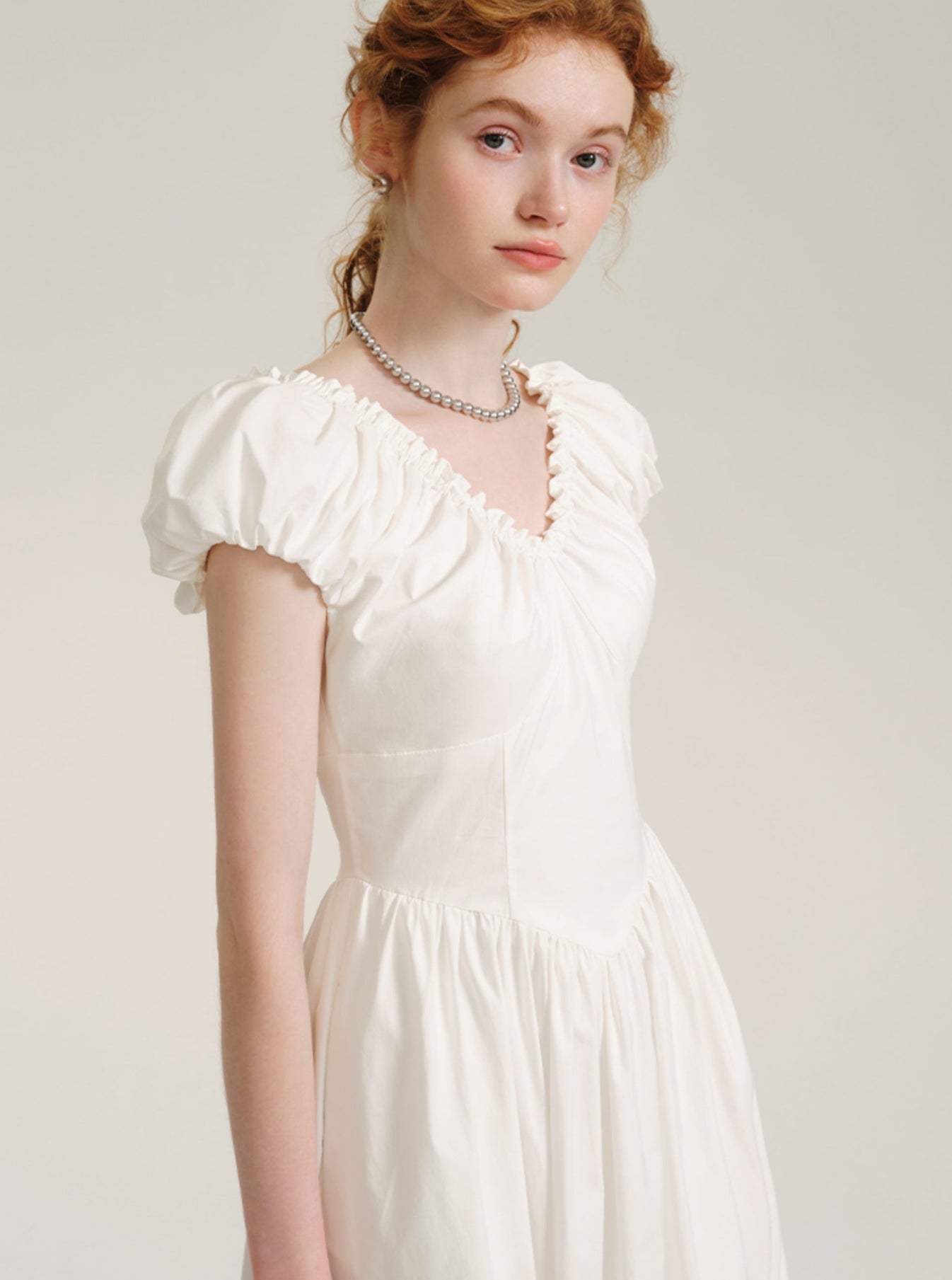 Square Neck and Fungus Trim Paneled Pleated Fly Sleeve Dress