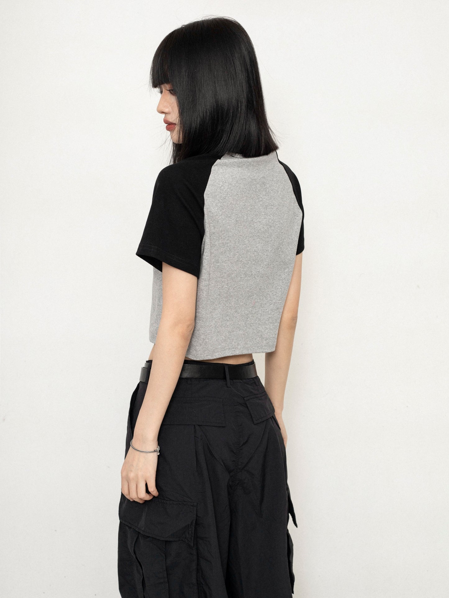 Retro Shoulder Thin T-Shirt