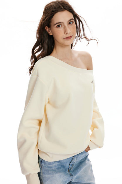 APEA Loose Asymmetrical Slant Neck Off-the-Shoulder Long Sleeve Top Women's Fall 2024 New Loose Pullover Sweatshirt Tide