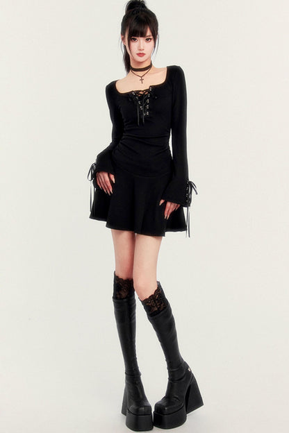 Square Neck Fitted Court Dress