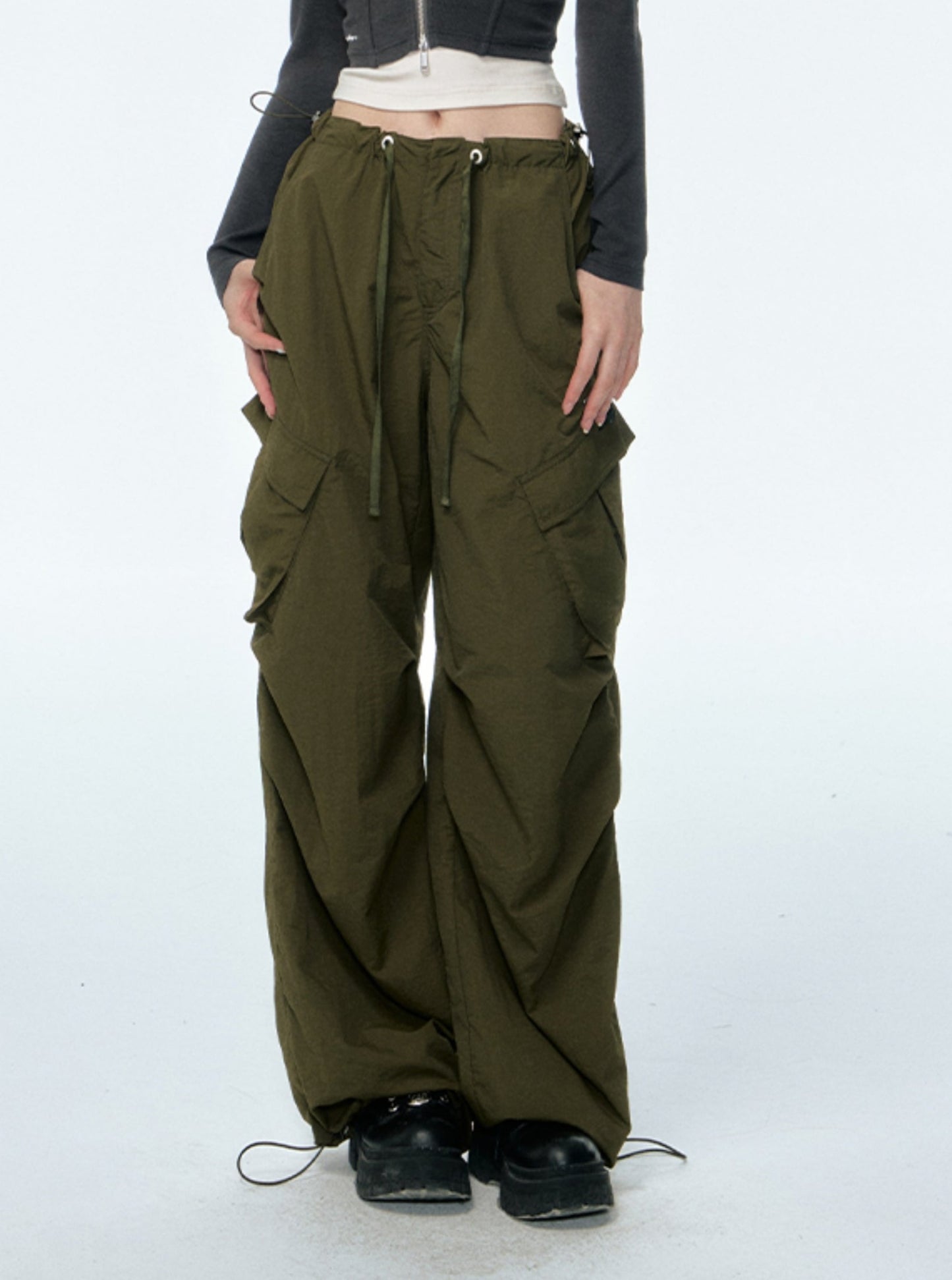 American Vintage Wide-Leg Cargo Pants