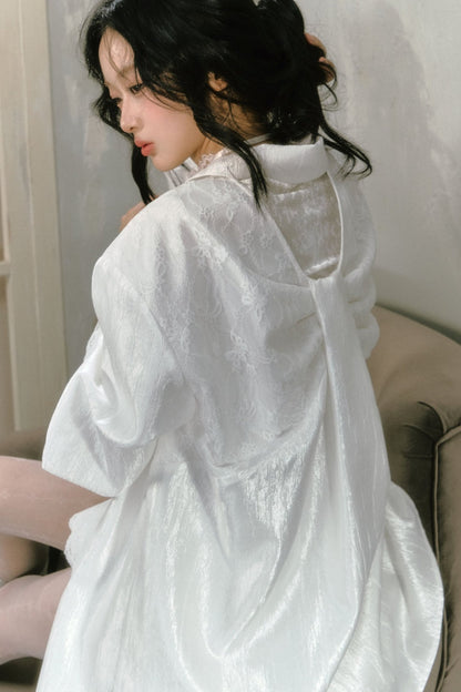 SALTHe Salt Tea, Jasmine White Moss, Pure Lust, Lace Patchwork Shirt, Bow Back Collar, Cut-out Top