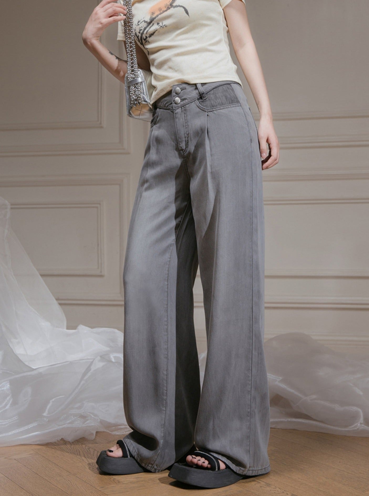 Grey Wide-Leg Denim Pants