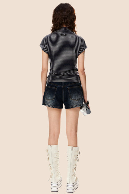 Slim Fit Ribbon Print Short Sleeve Tee