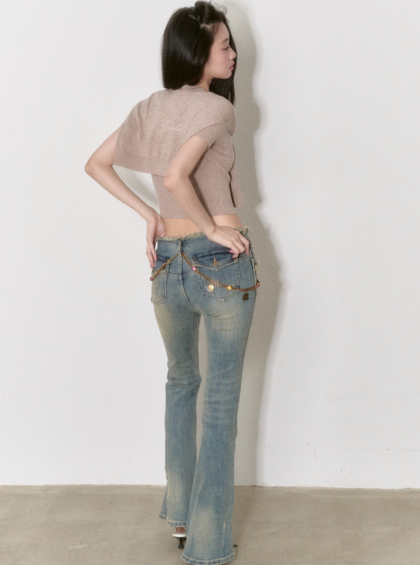 Raw Rivets Destroy Jeans