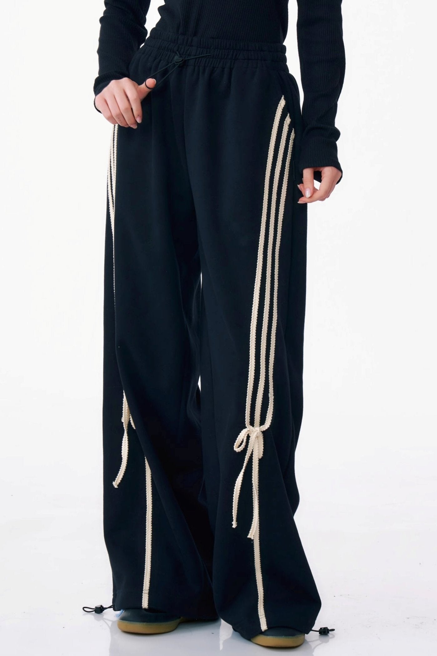 DRAPE TIE STRAIGHT LEG SWEATPANTS