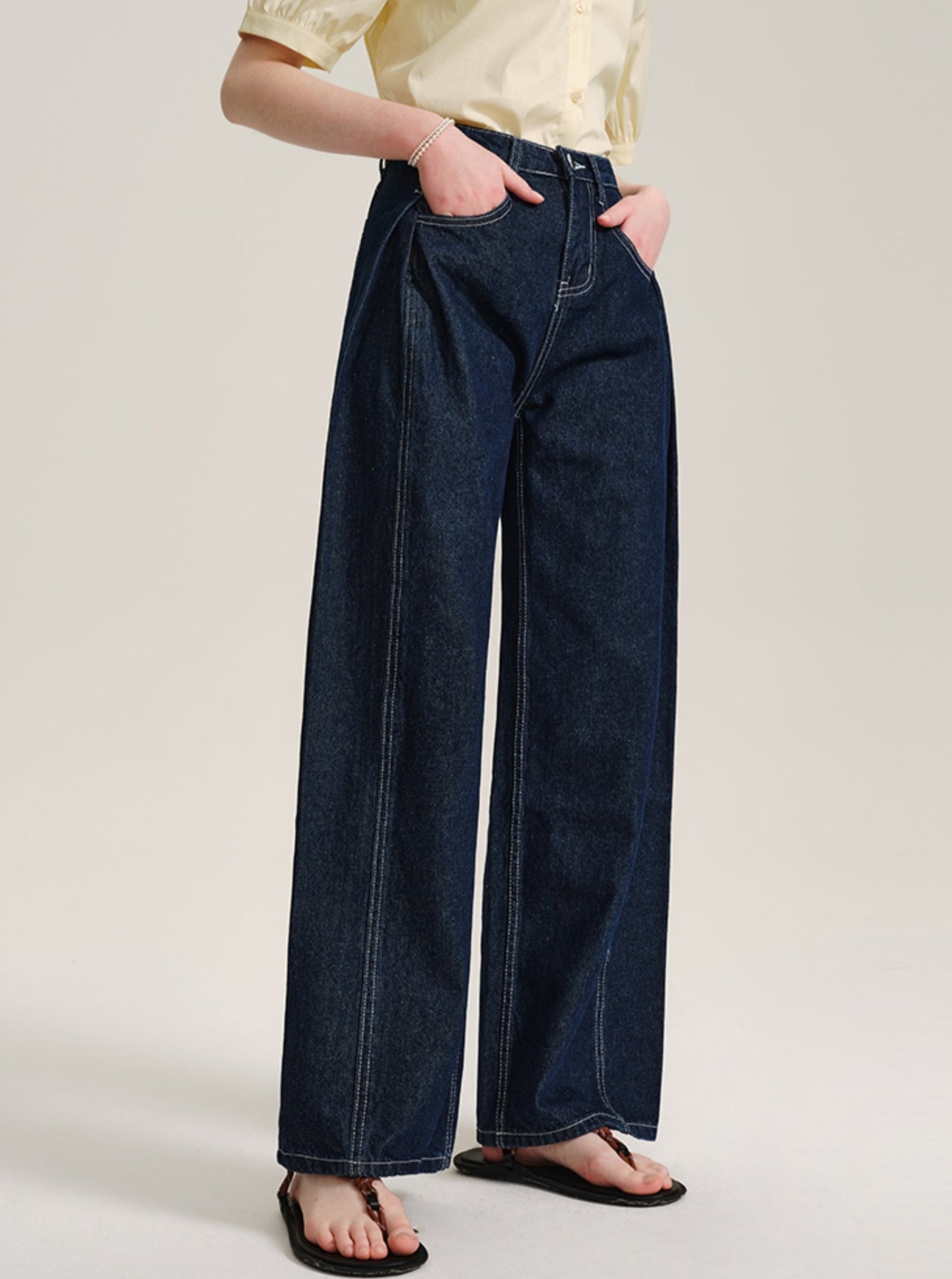 Double-Pleated Wide-Leg Jeans Pants