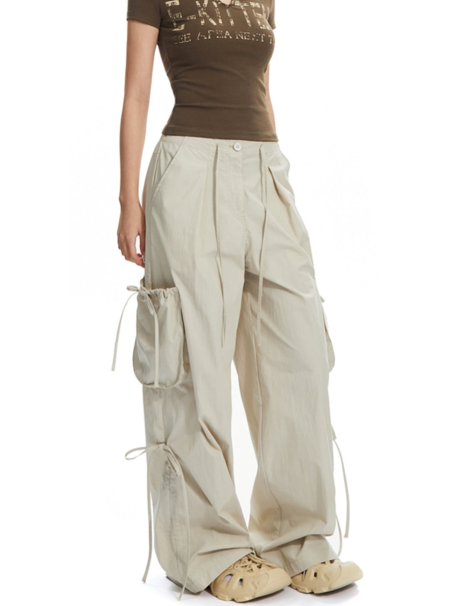 Low-Rise Drawstring Cargo Pants