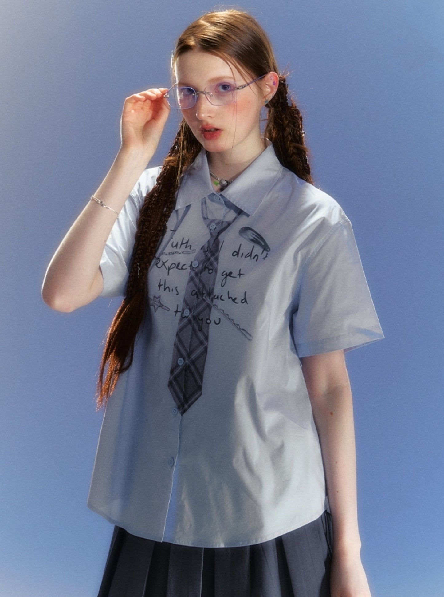 Brille Letter Print Kurzarm-Shirt