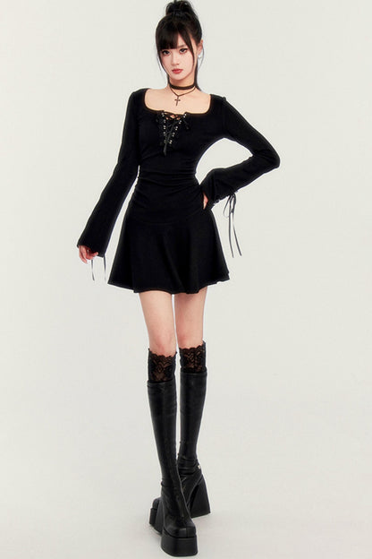 Square Neck Fitted Court Dress