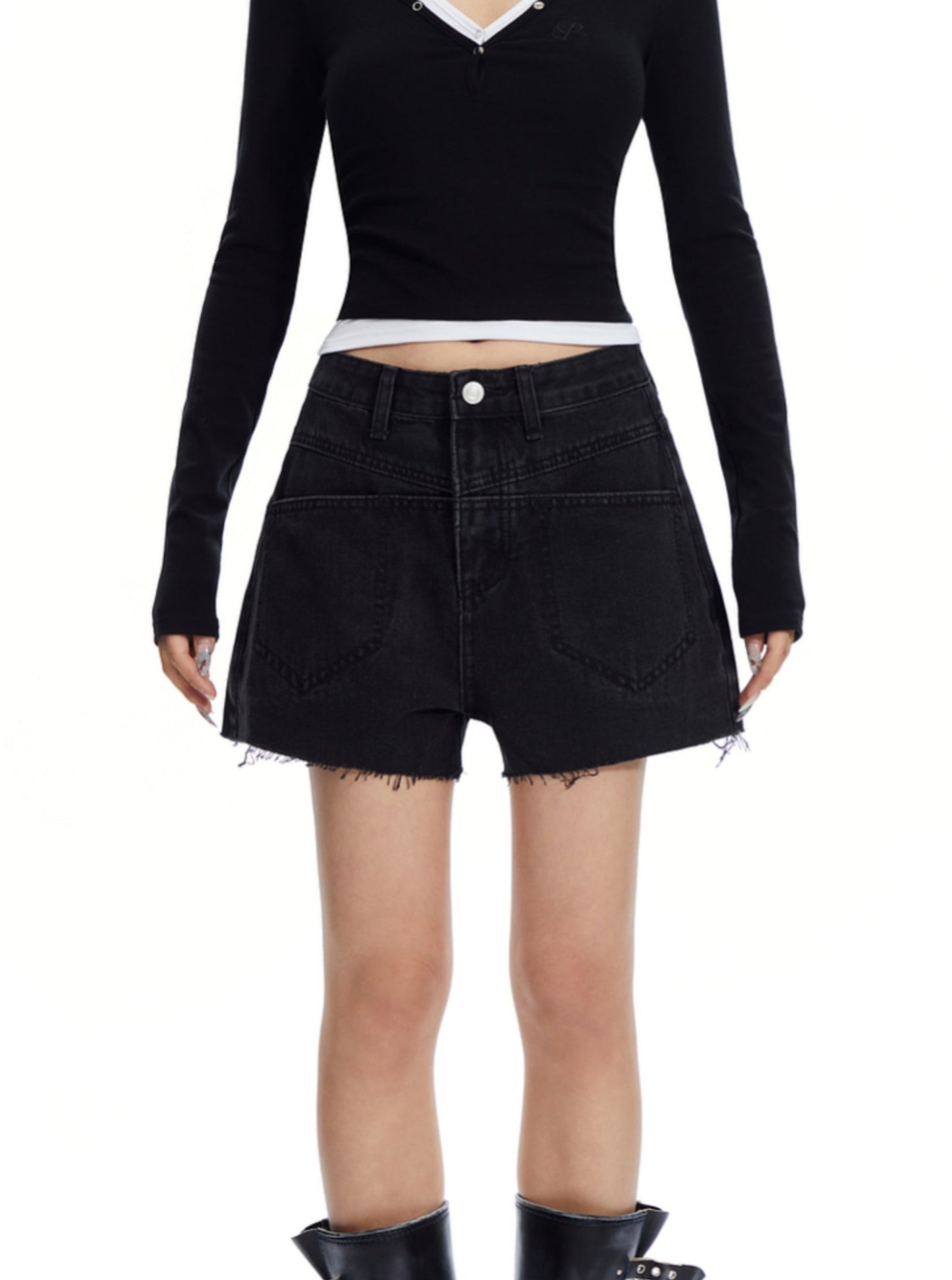 APEA2024 Sommer Design Sinn Nische roh-edged Denim Shorts, neue dünne skinny hot pants