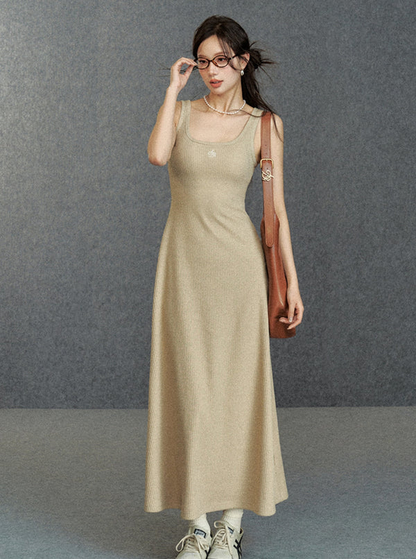 Large U-neck slim vest dress