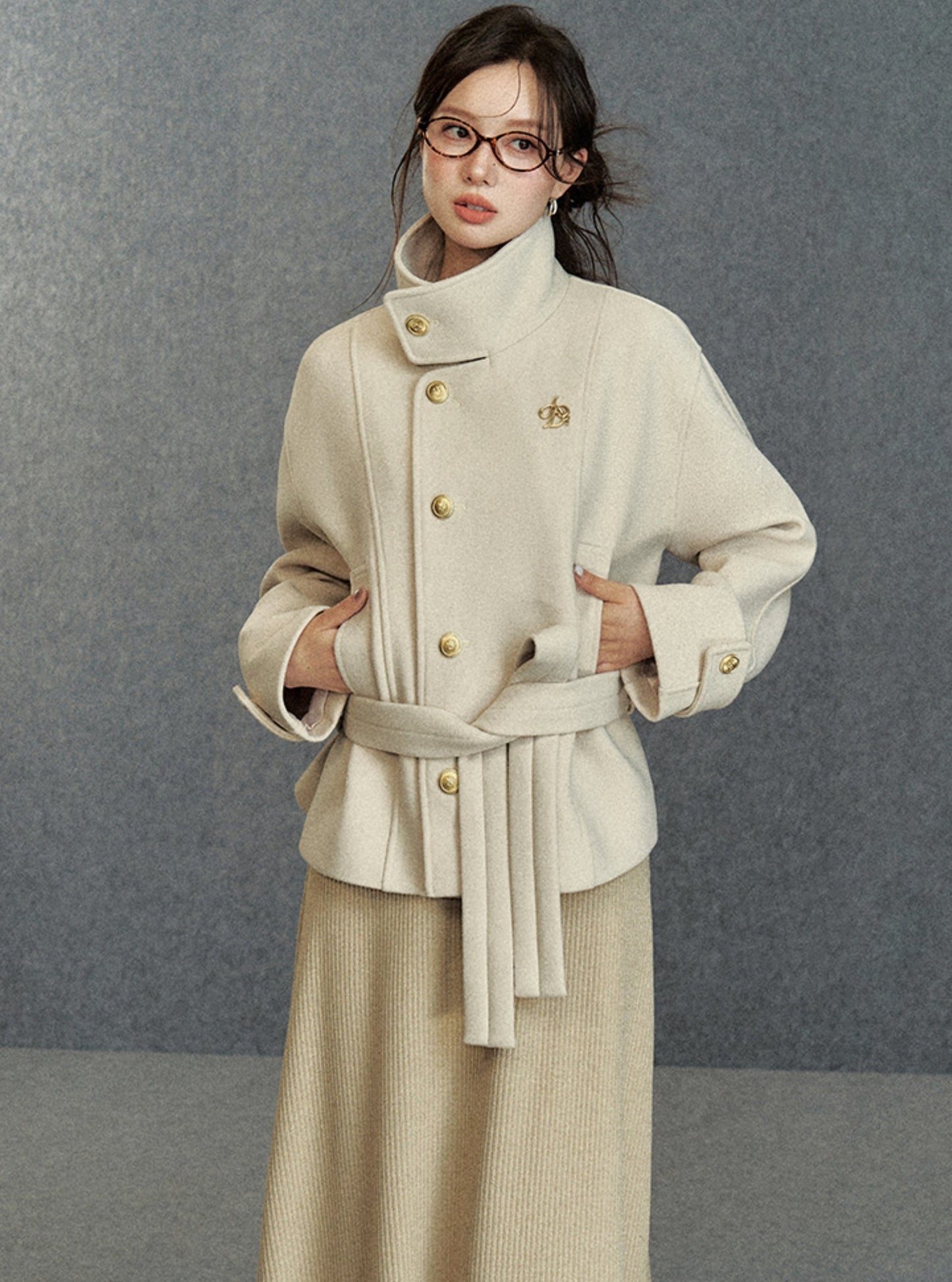 STAND-COLLAR DROPPED-SHOULDER WOOL JACKET