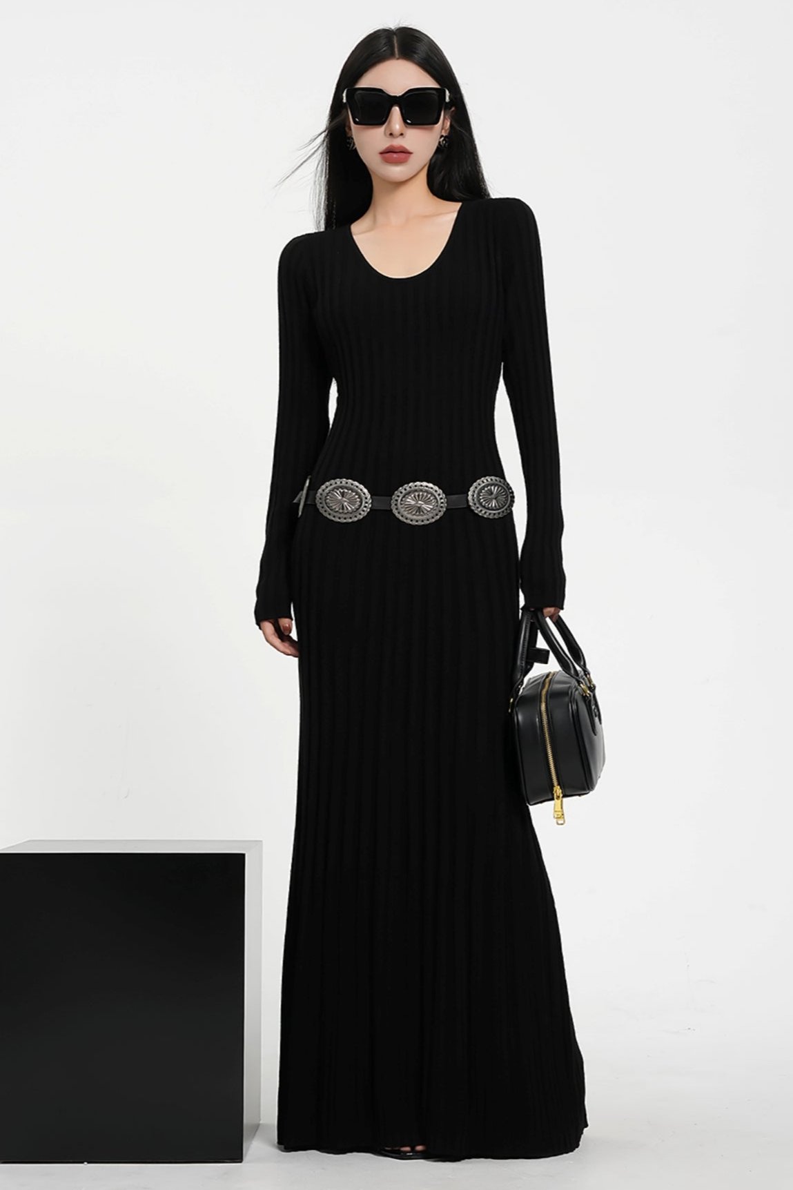 Black Slim Fit Knitted Woolen Dress