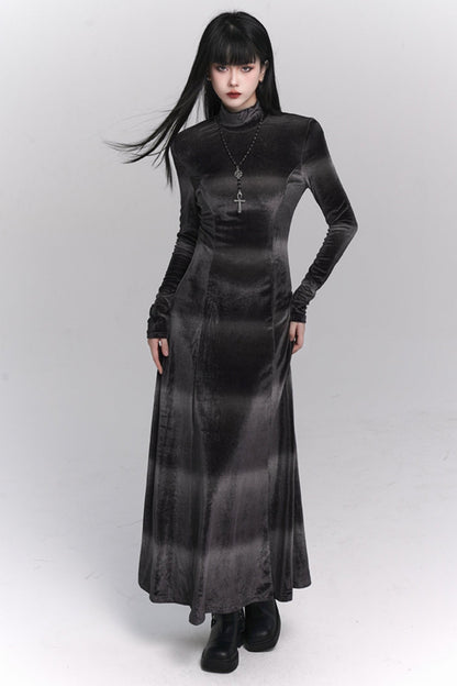 The ghost girl is cold and unique, and the high-end skirt is worn in the autumn and winter gray velvet dress