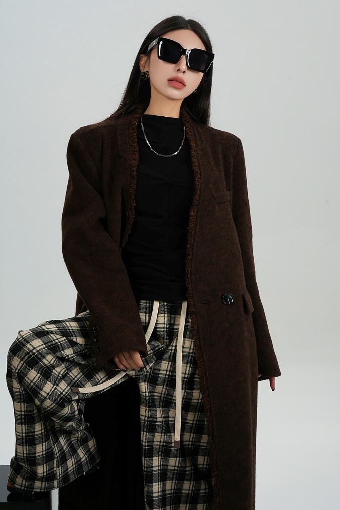 High-Quality Caramel Wool V-Neck Coat