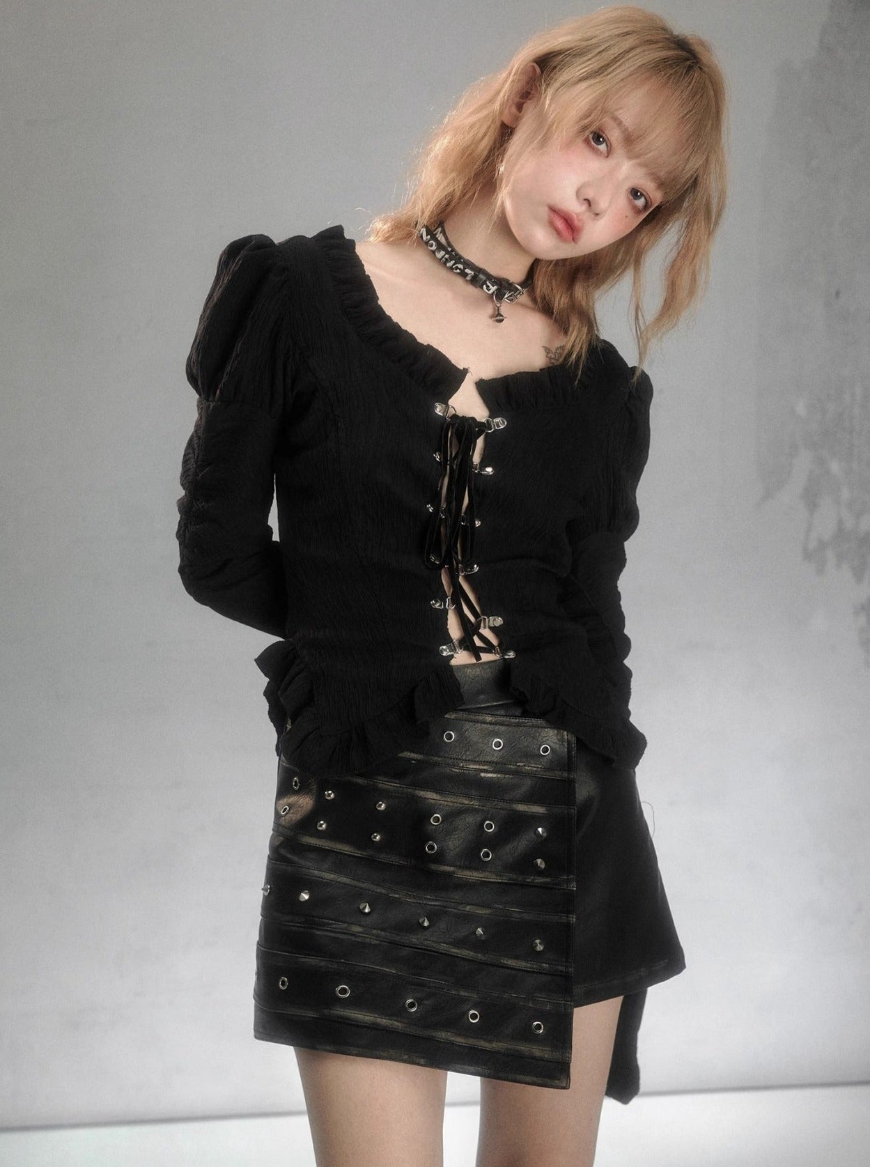 Slim Fit Ruffled Bell Sleeve Langarmhemd