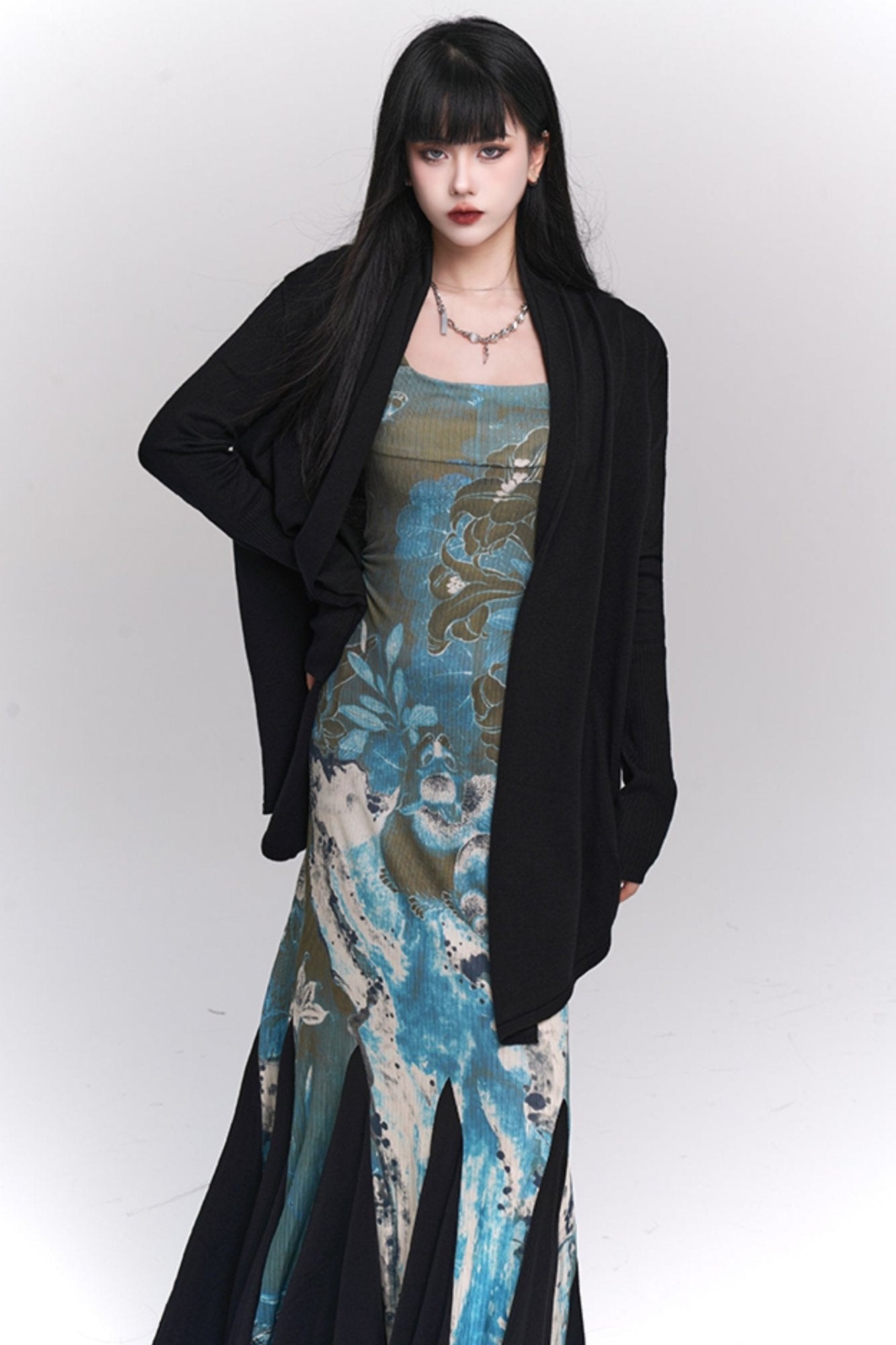 Ghost girl, new Chinese women's clothing, beautiful slip dress, early autumn wear, cold and high-end fishtail skirt