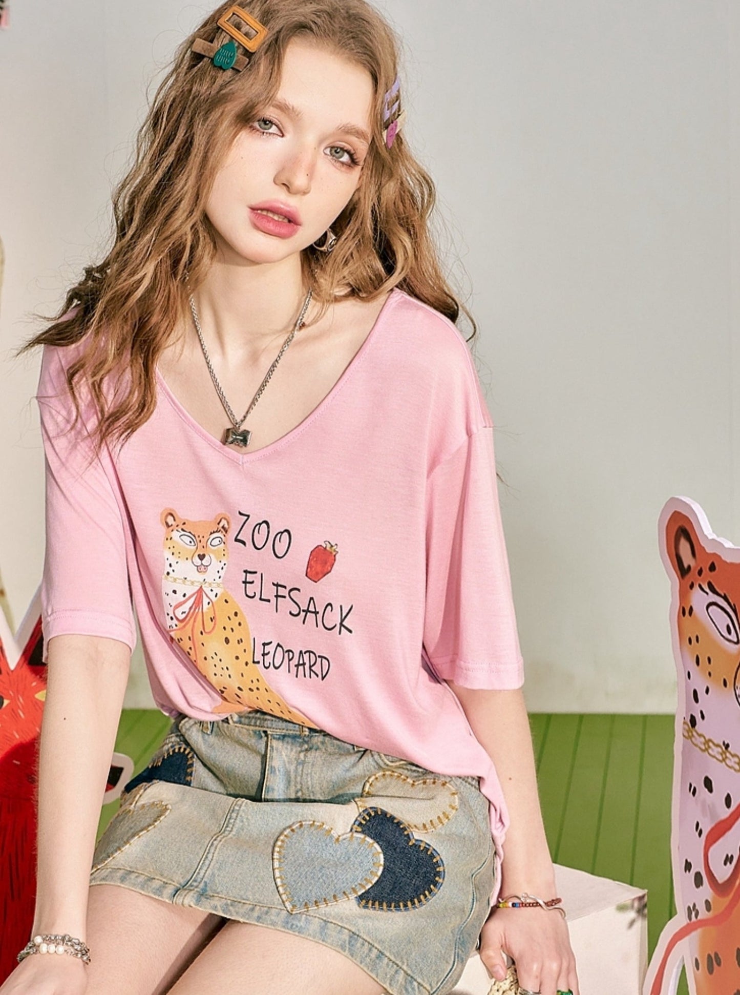 Pocket Pink V-Neck Loose T-Shirt