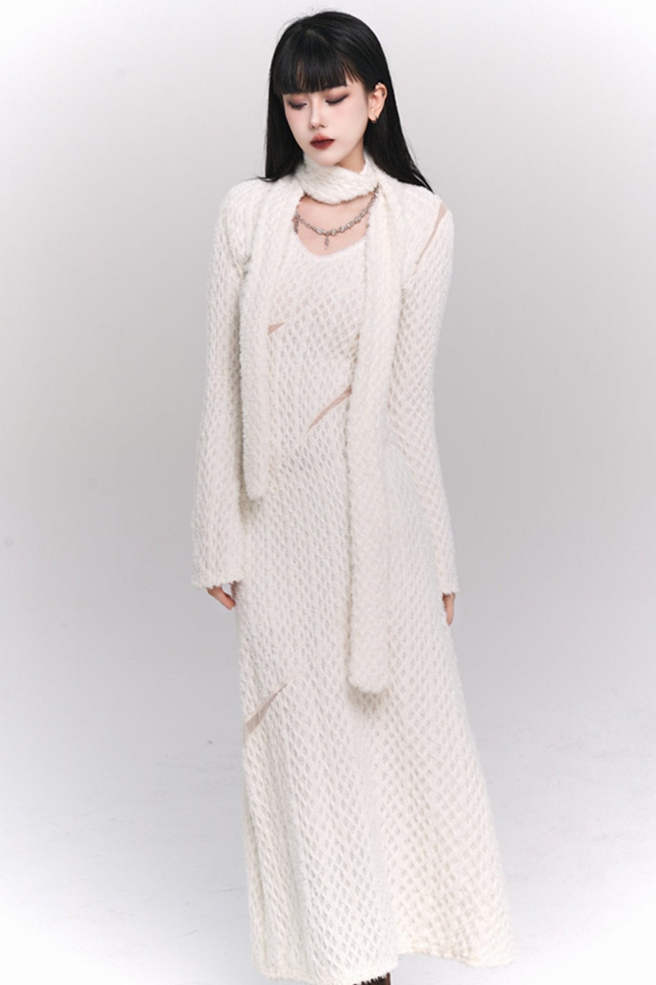 Ghost Girl White Long-sleeved Dress Autumn and Winter Hot Girls Pure Lust Style, High-end Wear, Korean Atmosphere, Early Autumn