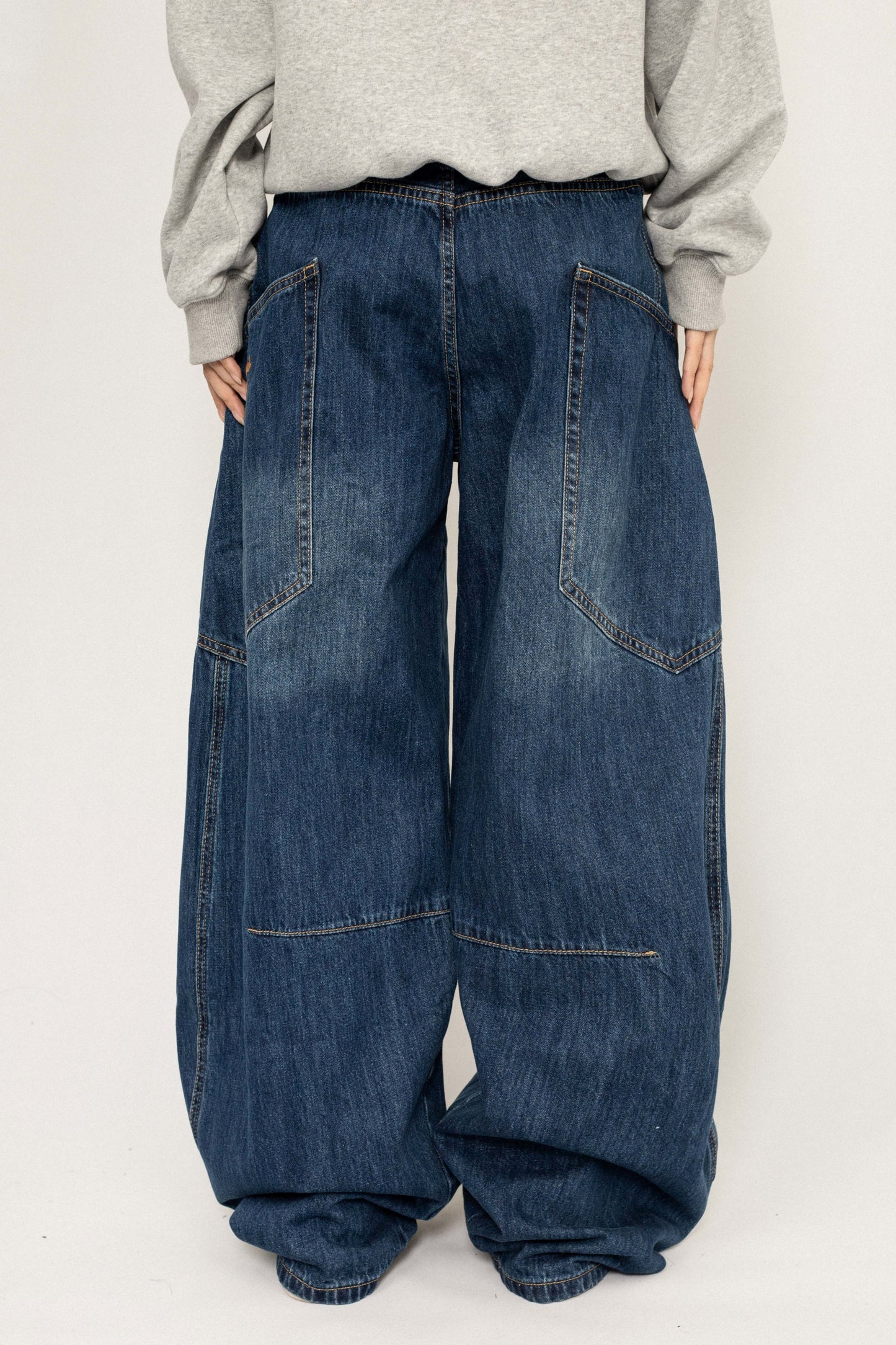 Retro Casual Loose Leg Jeans